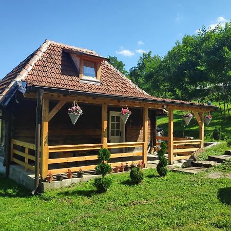 Art Village Kremna Exterior photo