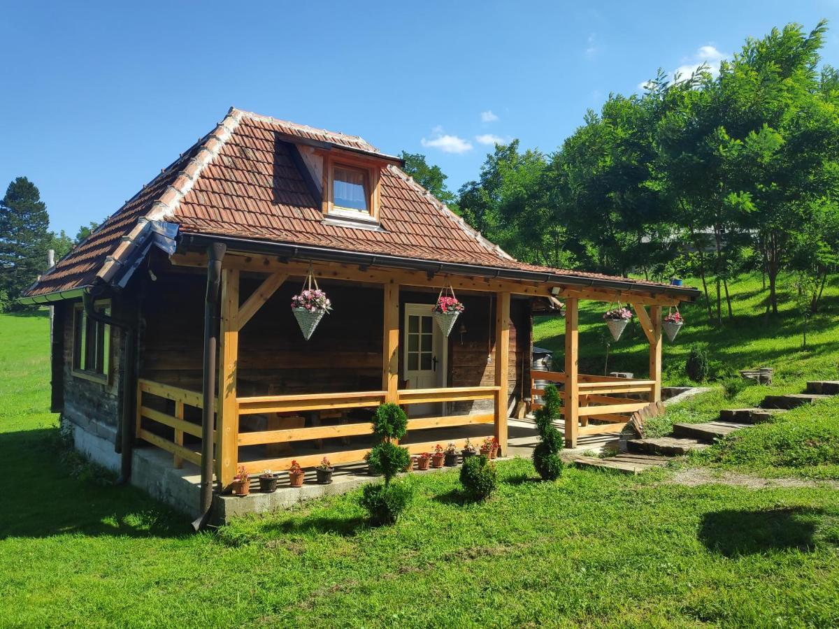 Art Village Kremna Exterior photo